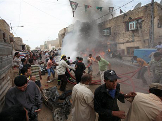 El lunes, una serie de atentados, varios de ellos contra peregrinos chiitas, se cobraron 17 muertos...