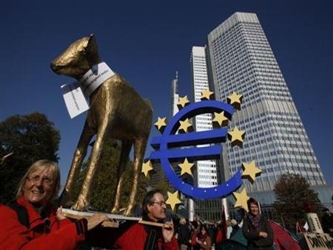 Mario Draghi, anunció la aprobación de unos nuevos requisitos de participación...
