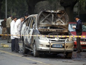 El ministerio dijo que Israel frustró un ataque similar contra un vehículo de la...