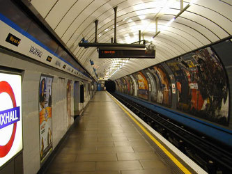 El metro de Londres presentó un mapa alternativo en el que sus 361 estaciones fueron...