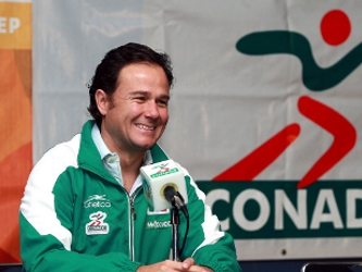De la Garza mencionó que sigue optimista y orgulloso de los atletas mexicanos que...