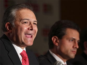 El legislador perredista Agustín Guerrero criticó el anunció del ex gobernador...