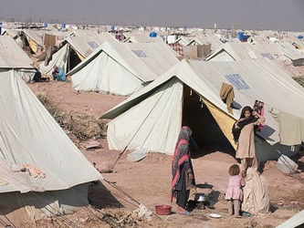 El documento registró 15 millones de personas desplazadas debido al desarrollo; 43 millones,...