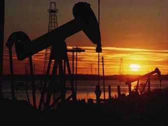 La OPEP dijo que en el mediano plazo el petróleo bituminoso podría seguir proviniendo...