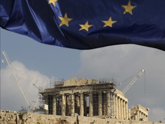 El Parlamento de Grecia aprobó la noche del miércoles un severo plan de austeridad,...