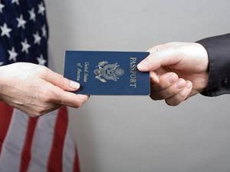 Además con el compromiso de la dependencia o entidad de devolver el pasaporte a la...