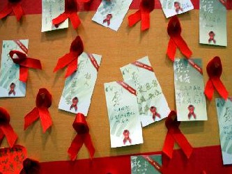 Es una oportunidad de rendir tributo a los 34 millones de personas que viven con VIH (virus de...