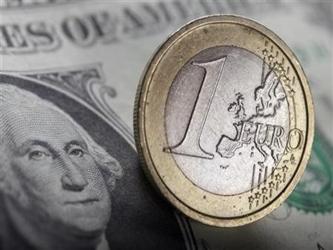 El euro cotizaba a 1.3060 dólares, retrrocediendo desde los máximos de siete semanas...