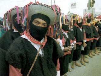 El zapatismo ha tenido que defenderse del Ejército Mexicano y de los diversos grupos...