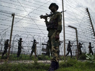 En el tercer ataque fatal ocurrido en Cachemira esta semana, un soldado pakistaní fue...