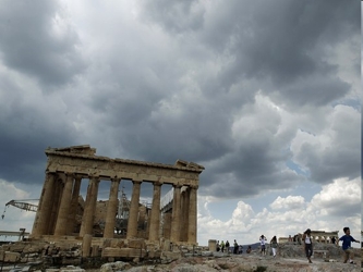 Grecia está hundida en el sexto año de una recesión que ha alimentado la ira...