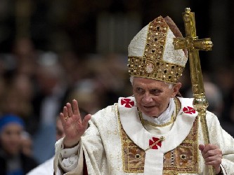 Benedicto XVI anunció hoy su renuncia al pontificado y anticipó el fin su ministerio...