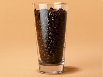 El grano robusta, una variedad más modesta de café que usualmente acaba en...
