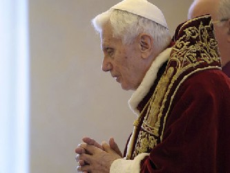 Benedicto XVI se lamentó amargamente, en su carta a los obispos del 10 de marzo de 2009, de...