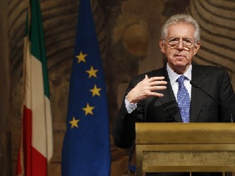 El saliente Gobierno tecnócrata de Mario Monti ha aplicado severas medidas de austeridad...