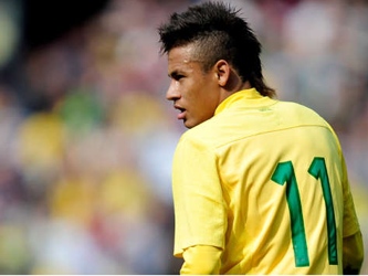 Neymar, la gran esperanza de Brasil para su Mundial de 2014, fichará por el Barcelona,...