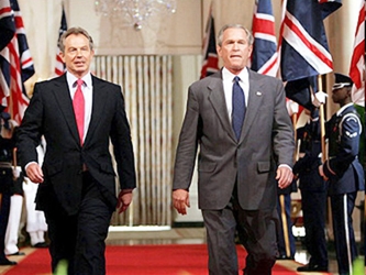 Se supone que Bush y Blair destruyeron el régimen de Saddam Hussein para hacer del mundo un...