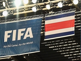 Si la FIFA quiere volverse gramática sería aconsejable que definan de una vez su...
