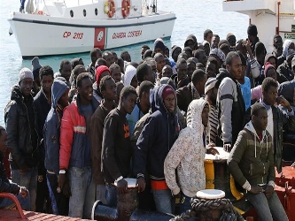 La OIM documentó 3.279 inmigrantes muertos en su intento de cruzar el Mediterráneo...