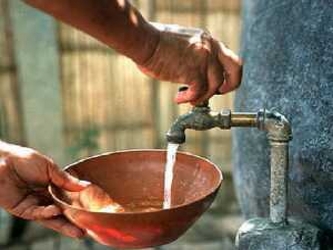 Otros de los cambios que la iniciativa de Ley General de Aguas contiene es el manejo del agua por...