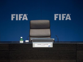 Blatter dijo el martes que renunciará, apenas cuatro días después de ser...