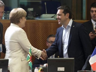 En poco más de dos semanas, Atenas debe repagar 1,600 millones de euros al FMI con un dinero...
