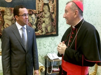 Durante el encuentro, Navarro explicó al cardenal Parolin todos los pormenores de la reforma...
