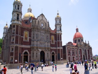 Además de su fundamental papel en el arraigo del catolicismo en México, la...
