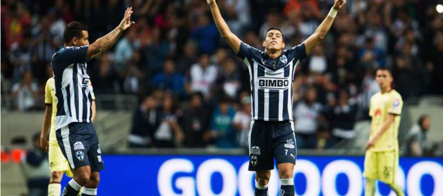 Con un doblete del colombiano Edwin Cardona, Monterrey derrotó 4-2 al América el...