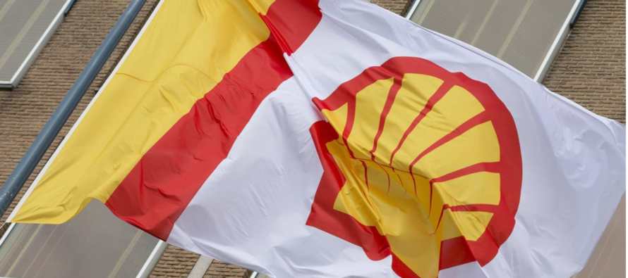 El presidente ejecutivo de Royal Dutch Shell PLC, Ben van Beurden, pidió a los gobiernos...