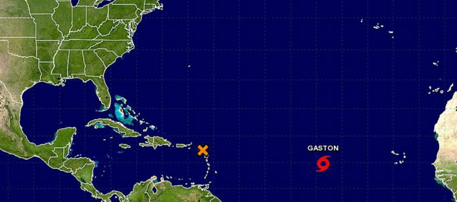 El sábado por la noche Gastón recuperó la fuerza de huracán de...