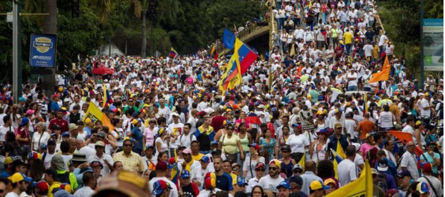 Según las estimaciones, un millón de venezolanos se congregaron en tres puntos...