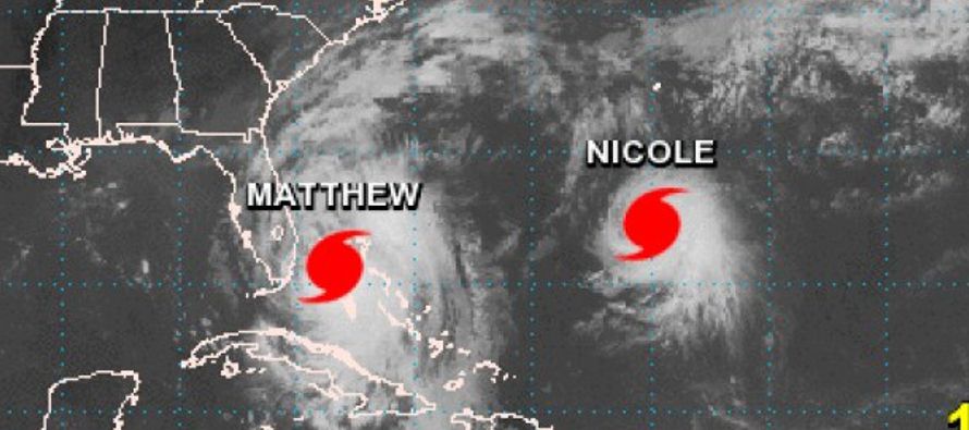  La tormenta tropical Nicole recobró hoy fuerza al subir sus vientos máximos...