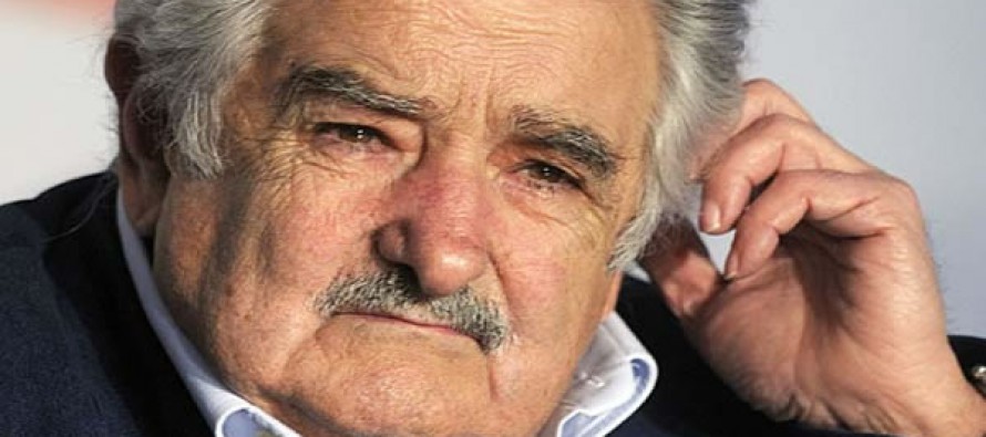 or todo el universo.Mujica, en el segundo día de su visita a República Dominicana,...