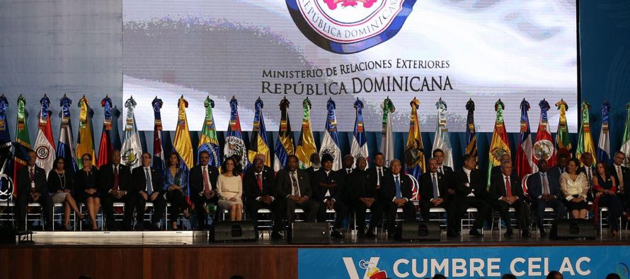 Los gobernantes de Colombia, Juan Manuel Santos, y de México, Peña Nieto, cancelaron...