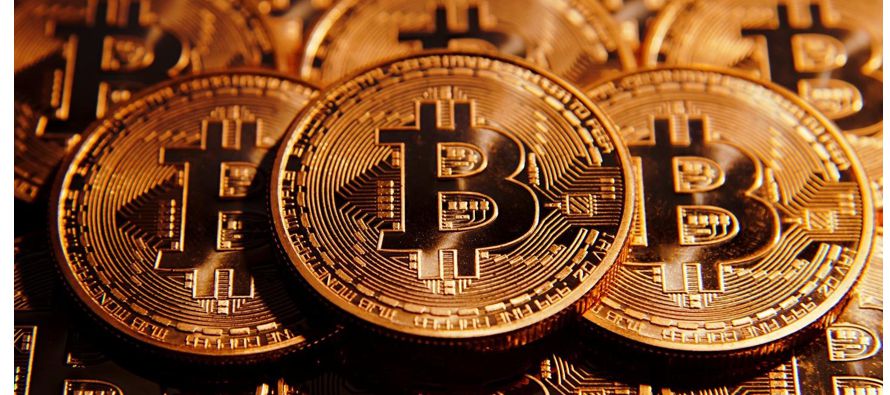 El valor de la bitcoin está basado en la oferta y la demanda mediante un algoritmo que mide...