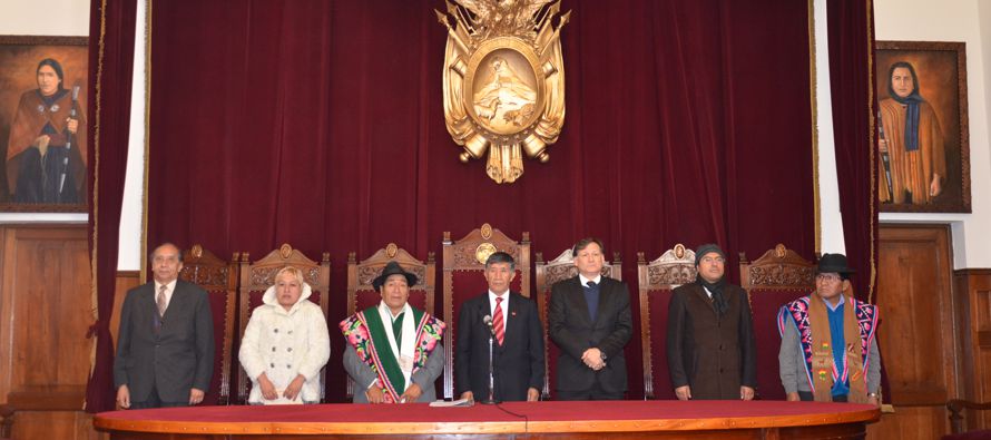 Dos expresidentes, un exvicepresidente y tres líderes de fuerzas opositoras bolivianas...