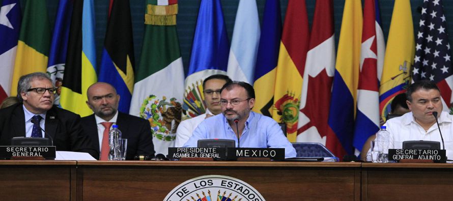 Hay varios resultados de la Reunión de Consulta y de la Asamblea General de la OEA,...