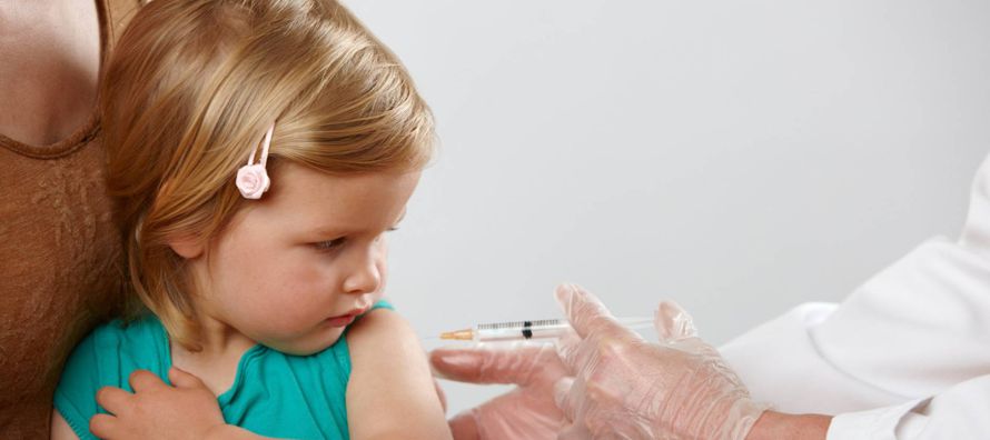 Buzyn ha defendido que "la cobertura de vacunación en Francia es insuficiente" y...