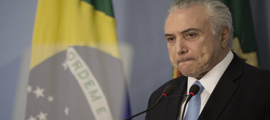 La misma Cámara de Diputados que en abril de 2016 fue implacable con Rousseff ha decidido...