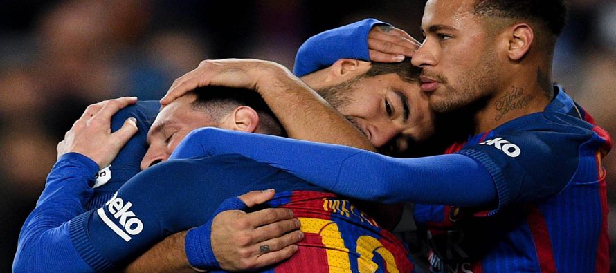Messi, Luis Suárez y Neymar dignificaron el oficio del delantero con su puntería...