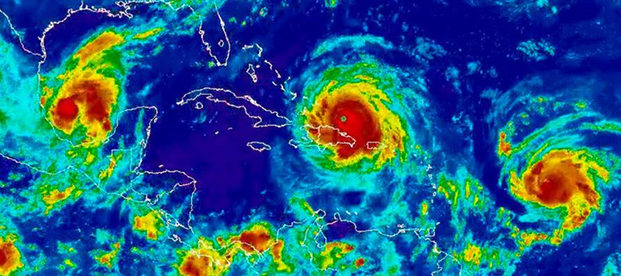 Por primera vez en la historia moderna, tres huracanes se encuentran alineados en el...