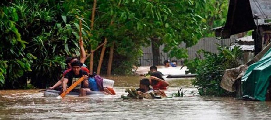 Según la fuente, 169 áreas quedaron inundadas y unas dos mil 103 familias resultaron...