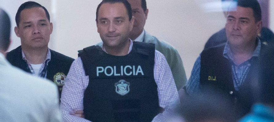 La fiscalía mexicana dijo el lunes que el Gobierno de Panamá concedió la...