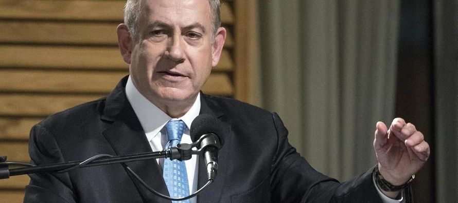 Desde el inicio de las investigaciones, Netanyahu ha acusado a la prensa y a la oposición de...