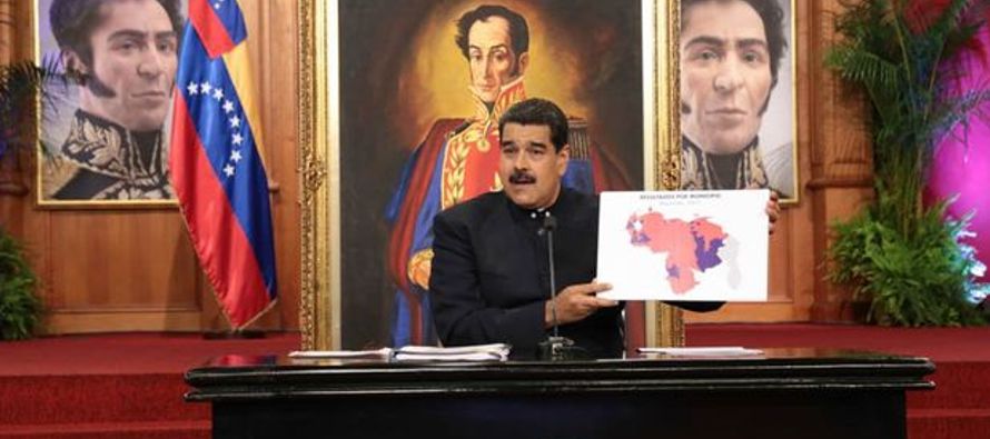 Durante un encuentro con medios internacionales, Maduro dijo estar "dispuesto a una...