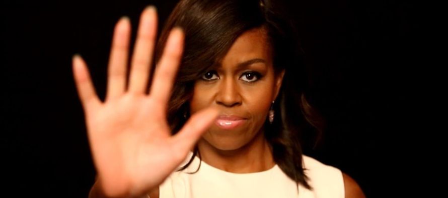 Michelle también enfatizó que al desempeñarse como funcionario hay que...