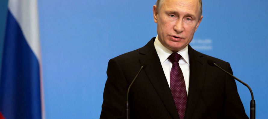 Zeman, uno de los pocos líderes europeos que no esconde sus simpatías hacia Putin,...