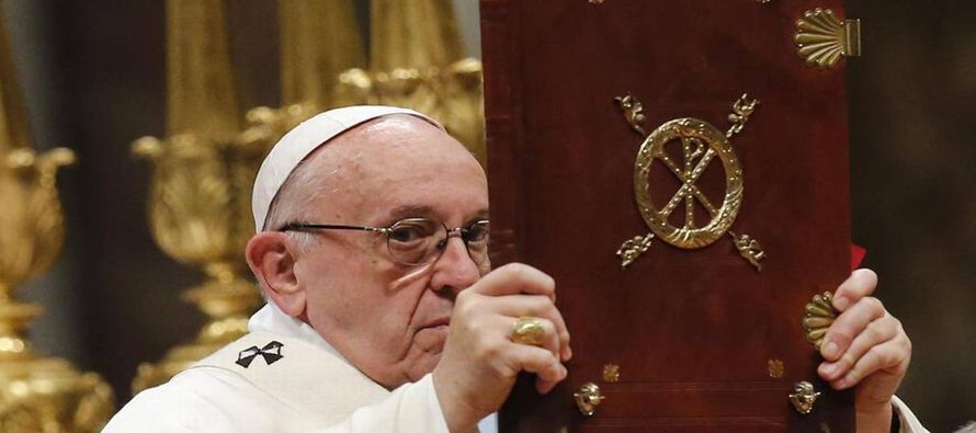 El papa Francisco pidió hoy en la homilía de su primera misa del año en la...