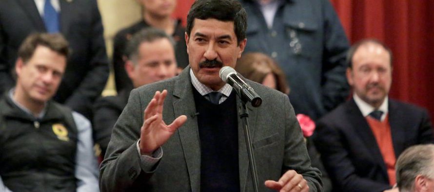 El gobernador mexicano del estado de Chihuahua acusó el lunes que el gobierno federal del...